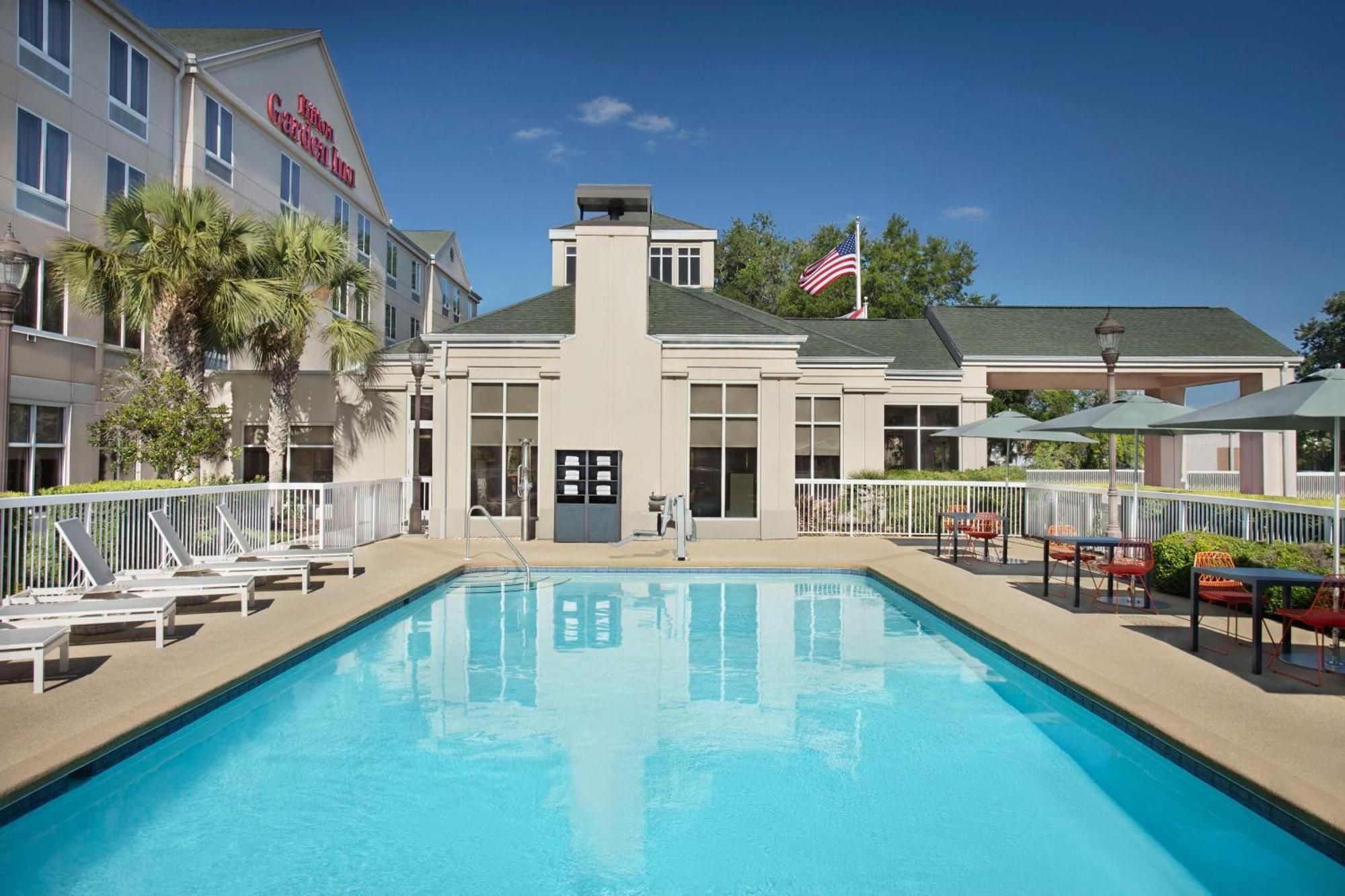 Hilton Garden Inn Gainesville Bagian luar foto