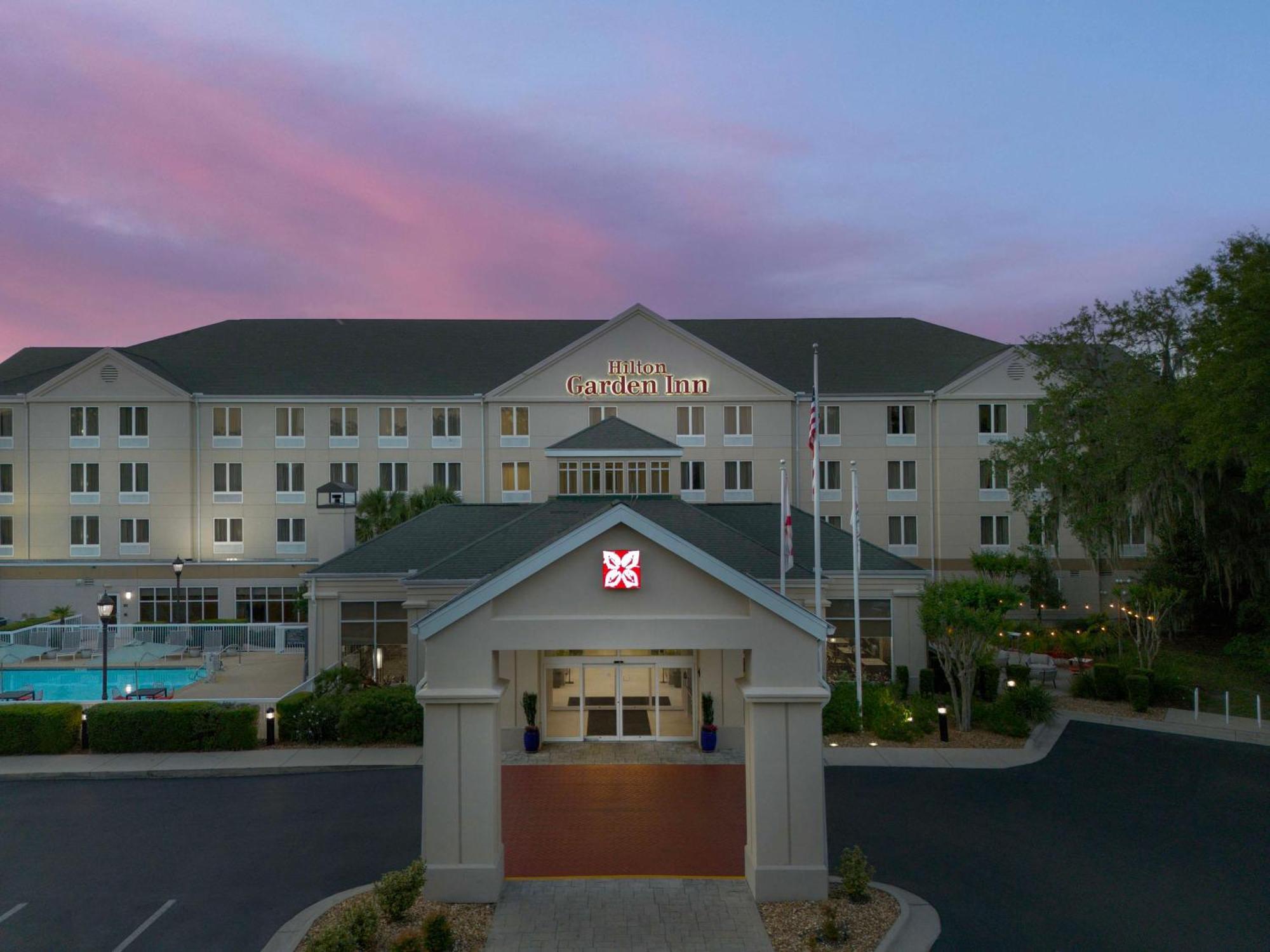 Hilton Garden Inn Gainesville Bagian luar foto